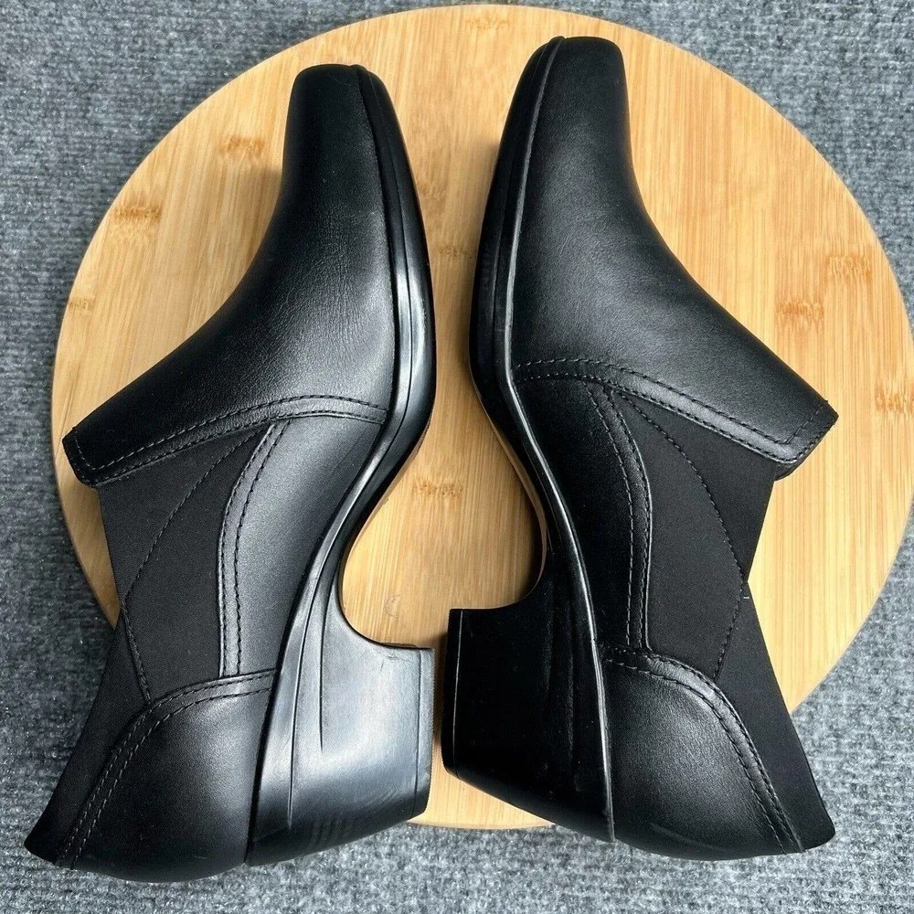 Clarks Emily Amelia Slip On Pumps Womens 10 Black Leather Stretch Comfort Shoes